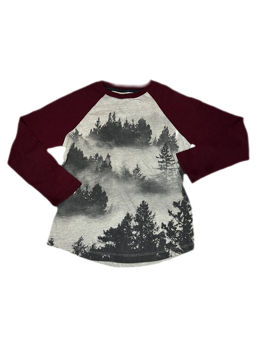 Gray and maroon trees scene shirt, 8