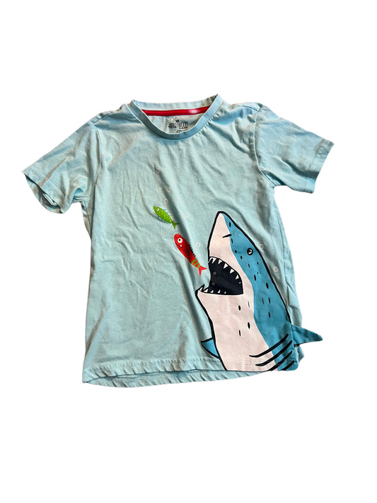 Blue shark t-shirt, 7