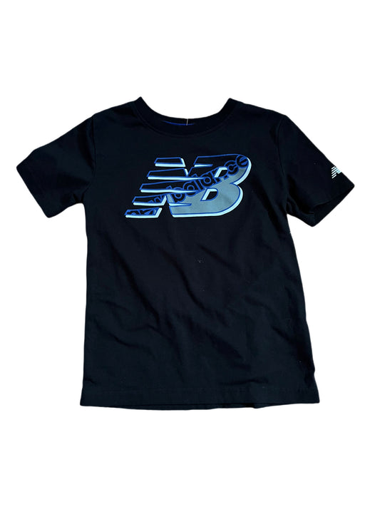 Black New Balance t-shirt, 5/6