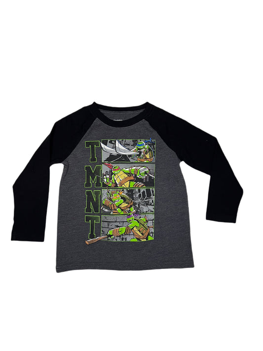 Gray and black raglan TMNT shirt, 4