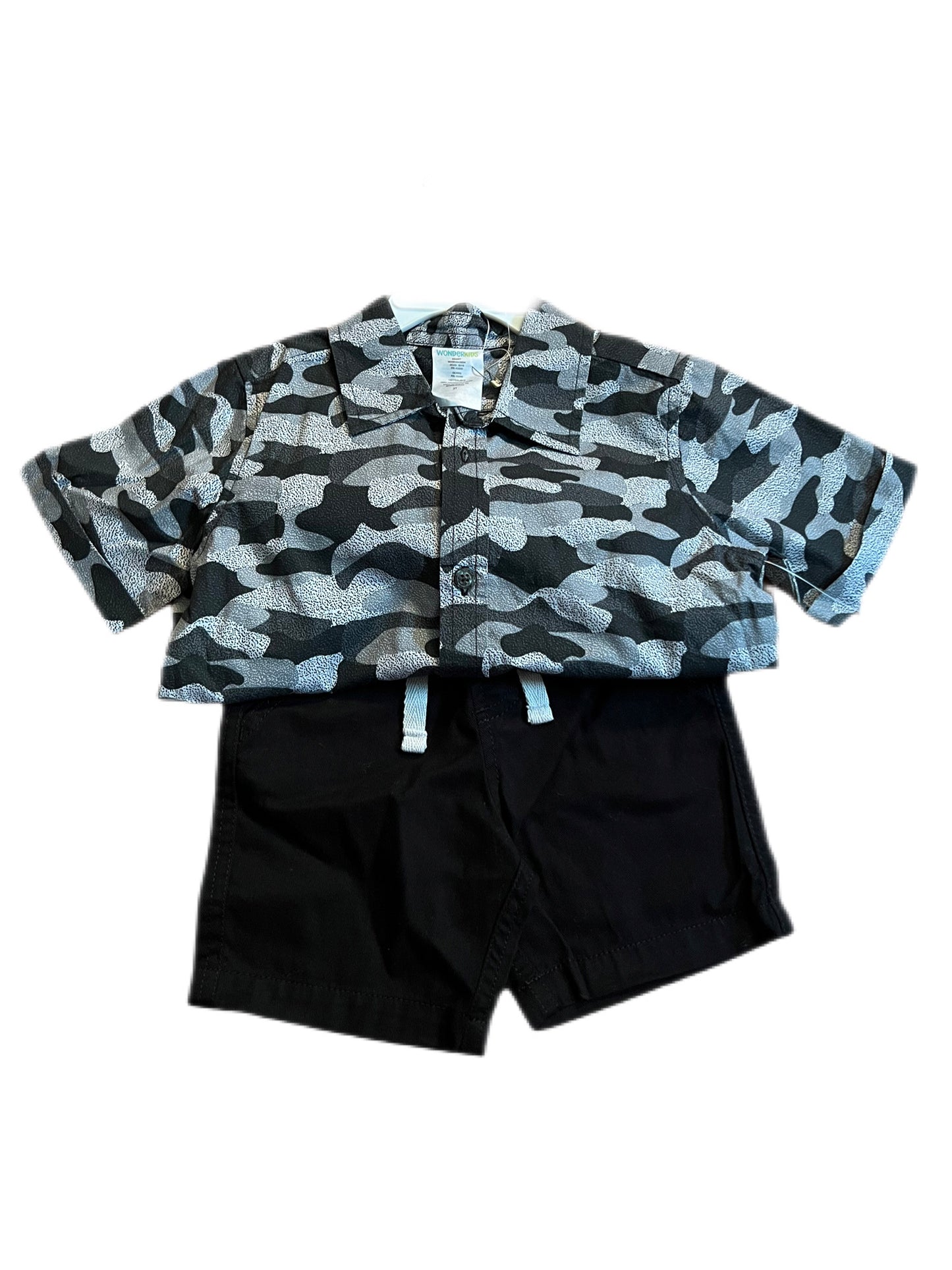 Black camo shirt, with black shorts set, 3T