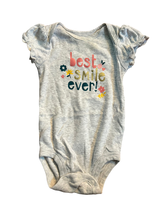 Gray “best smile ever” onesie, 0-3 months