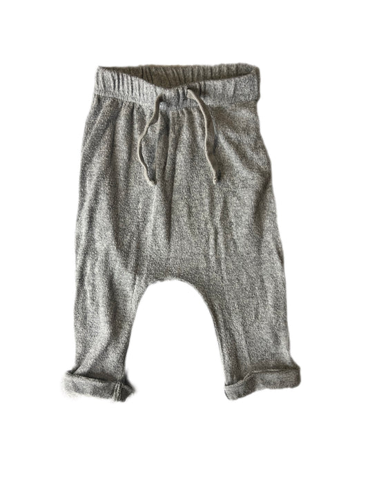 Gray pant, 3-6 months