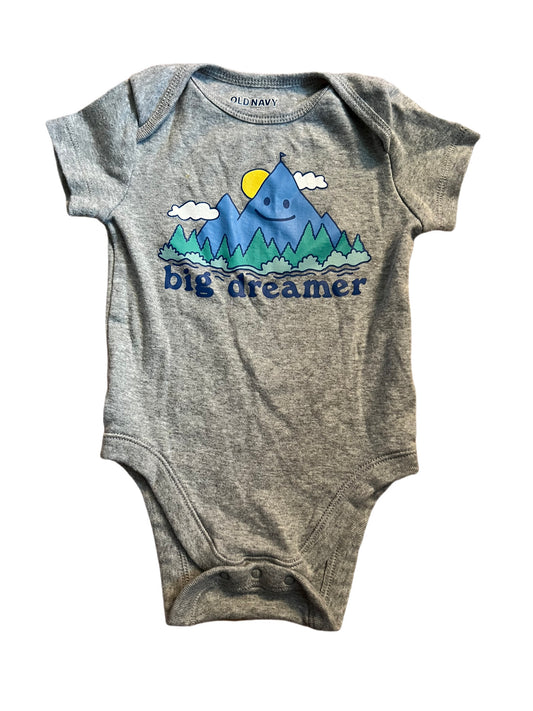 Gray “big dreamer” onesie, 6-12 months