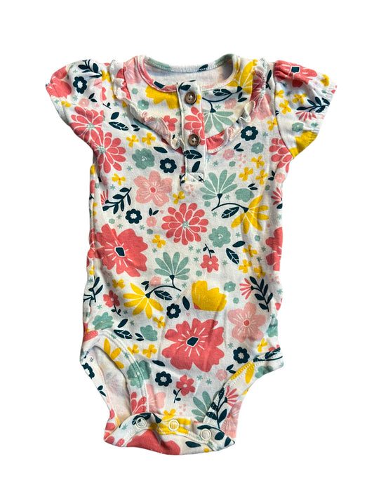 White floral onesie, 0-3 months